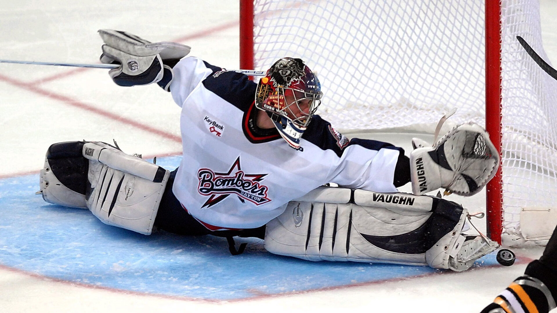 未来之星：年轻球员季后赛表现惊艳！，未来之星足球队的教练和小队员